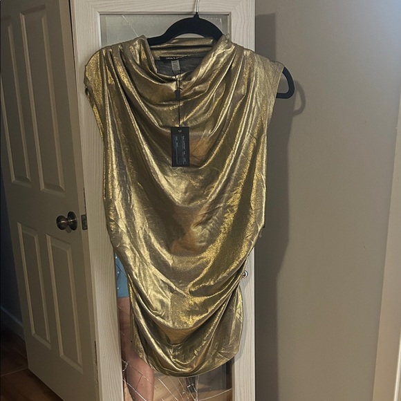 Cable & Gauge Metallic Gold Top - Picture 1 of 6